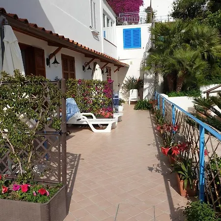 Loreta Affittacamere 4*