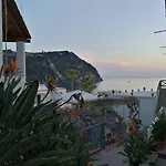 洛雷塔别墅 Forio di Ischia