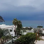 招待所 洛雷塔别墅 Forio di Ischia