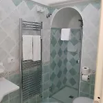招待所 洛雷塔别墅 Forio di Ischia