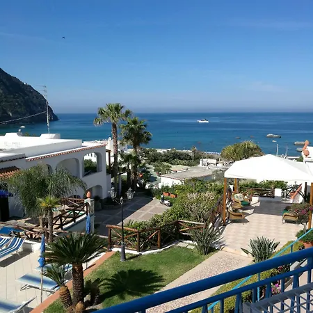 Loreta Vendégház 4*