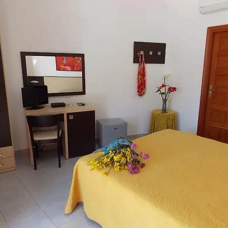 Loreta Guest house