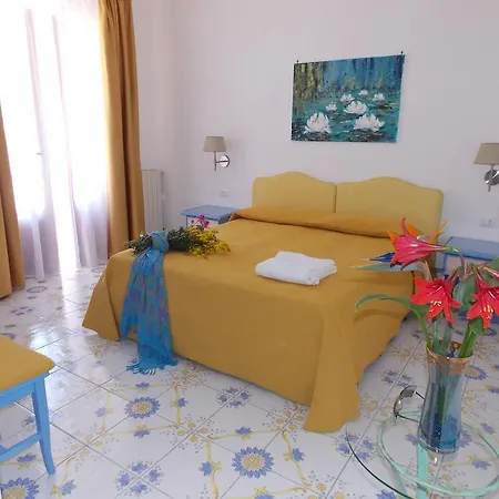 Loreta Guest house