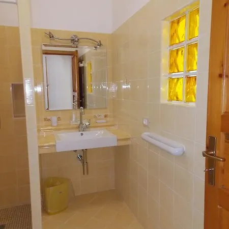 Guest house Loreta Forio (Isola d'Ischia)