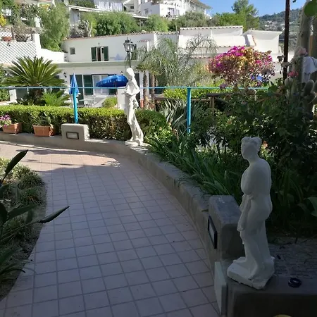 Loreta 2* Forio (Isola d'Ischia)
