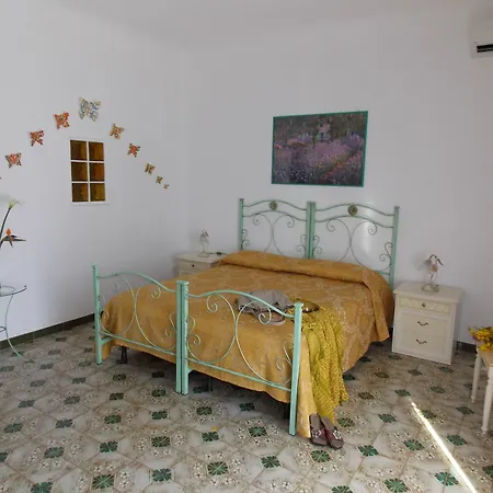 Loreta Guest house