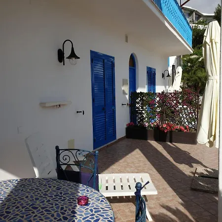 Guest house Loreta Forio (Isola d'Ischia)